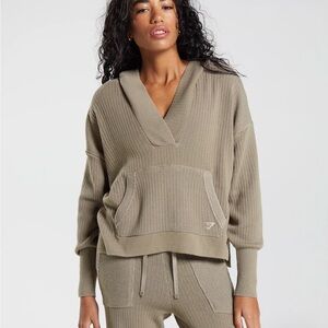 NWOT Gymshark Pause Knitwear Oversized hoodie Small